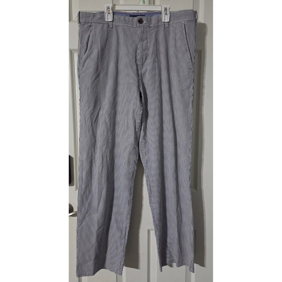 Izod Men's White/Blue Seersucker Straight Fit Chino Pants 34x30 - Picture 1 of 3